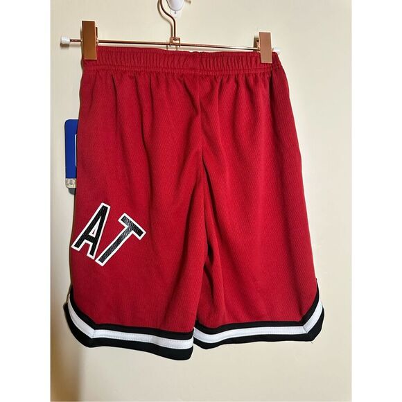 Miami Heat Boys NBA Red and Black Basketball Shorts Size 7 New - Picture 4 of 5